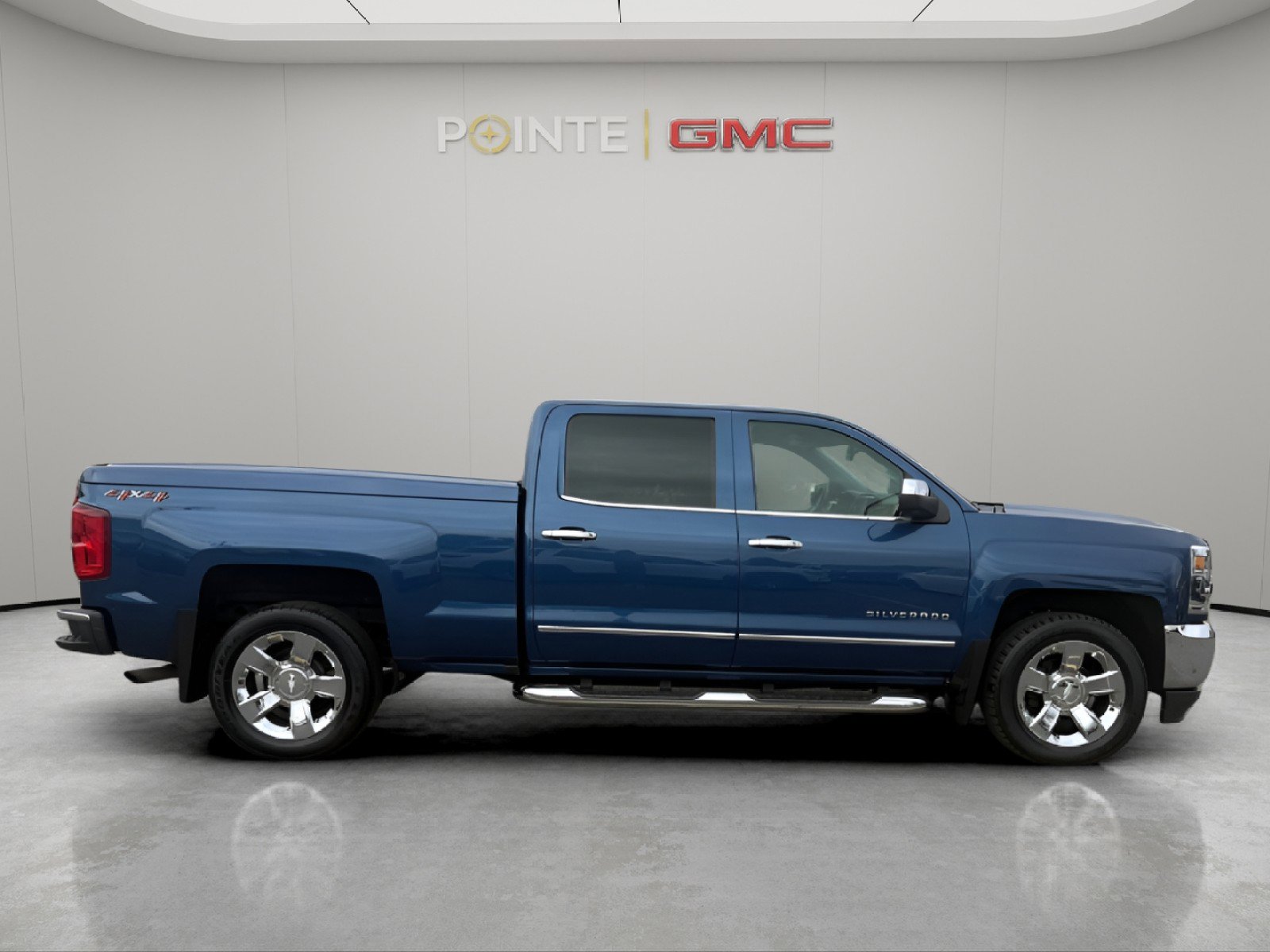 Used 2018 Chevrolet Silverado 1500 LTZ w/ LTZ Plus Package image 2