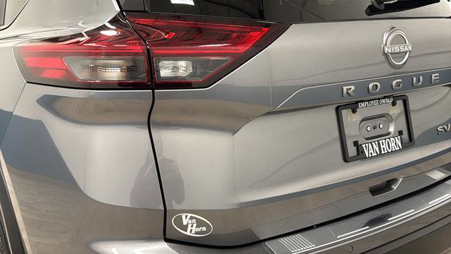 Used 2024 Nissan Rogue SV AWD/4WD image 35