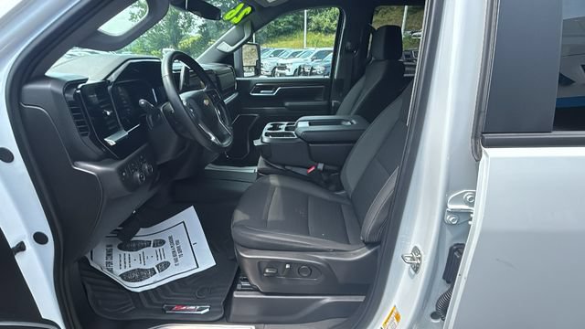 Used 2026 Chevrolet Silverado 2500 LT AWD/4WD image 14