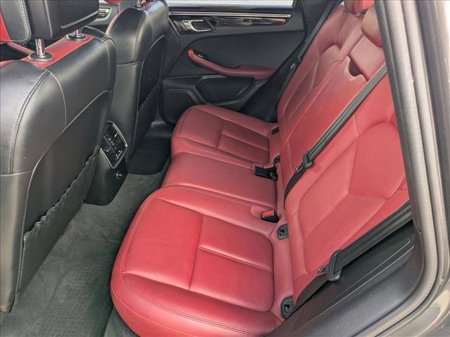 Used 2016 Porsche Macan S image 20