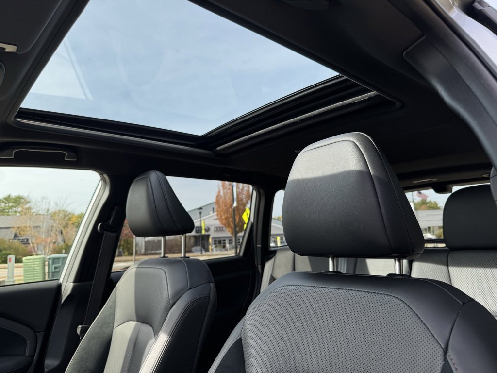 Used 2025 Subaru Forester Touring image 21