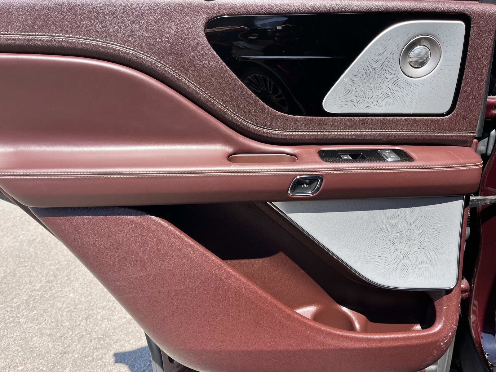 Used 2020 Lincoln Aviator Black Label w/ Dynamic Handling Package AWD/4WD image 17