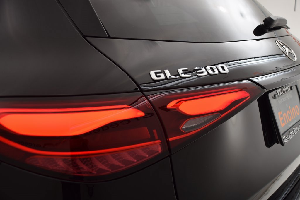 Used 2023 Mercedes-Benz GLC 300 image 13
