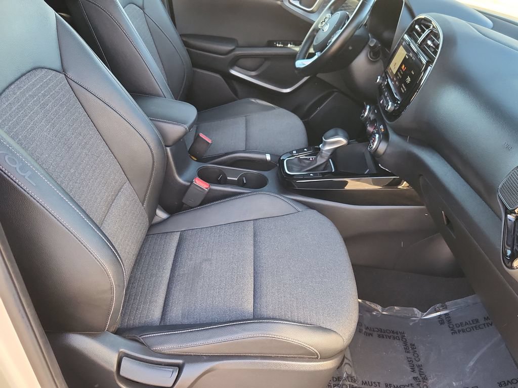 Used 2020 Kia Soul EX w/ Option Group 015 FWD image 15
