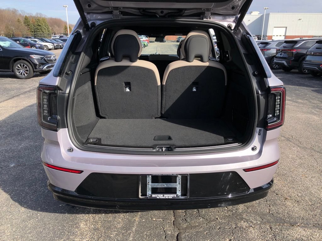 New 2026 Volvo EX90 Ultra AWD/4WD image 32