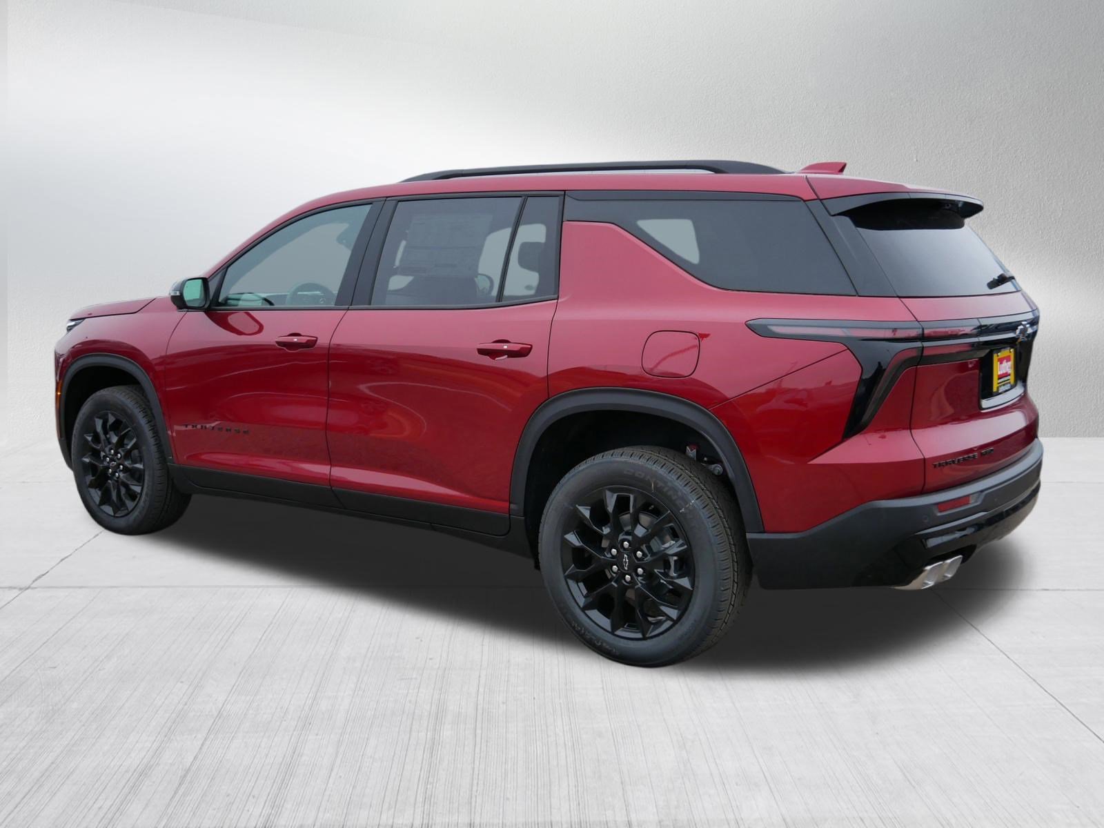 New 2026 Chevrolet Traverse LT w/ Midnight/Sport Edition image 2