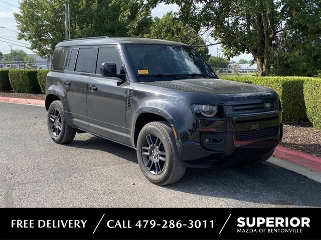 Used 2025 Land Rover Defender 110 X-Dynamic SE AWD/4WD image 1