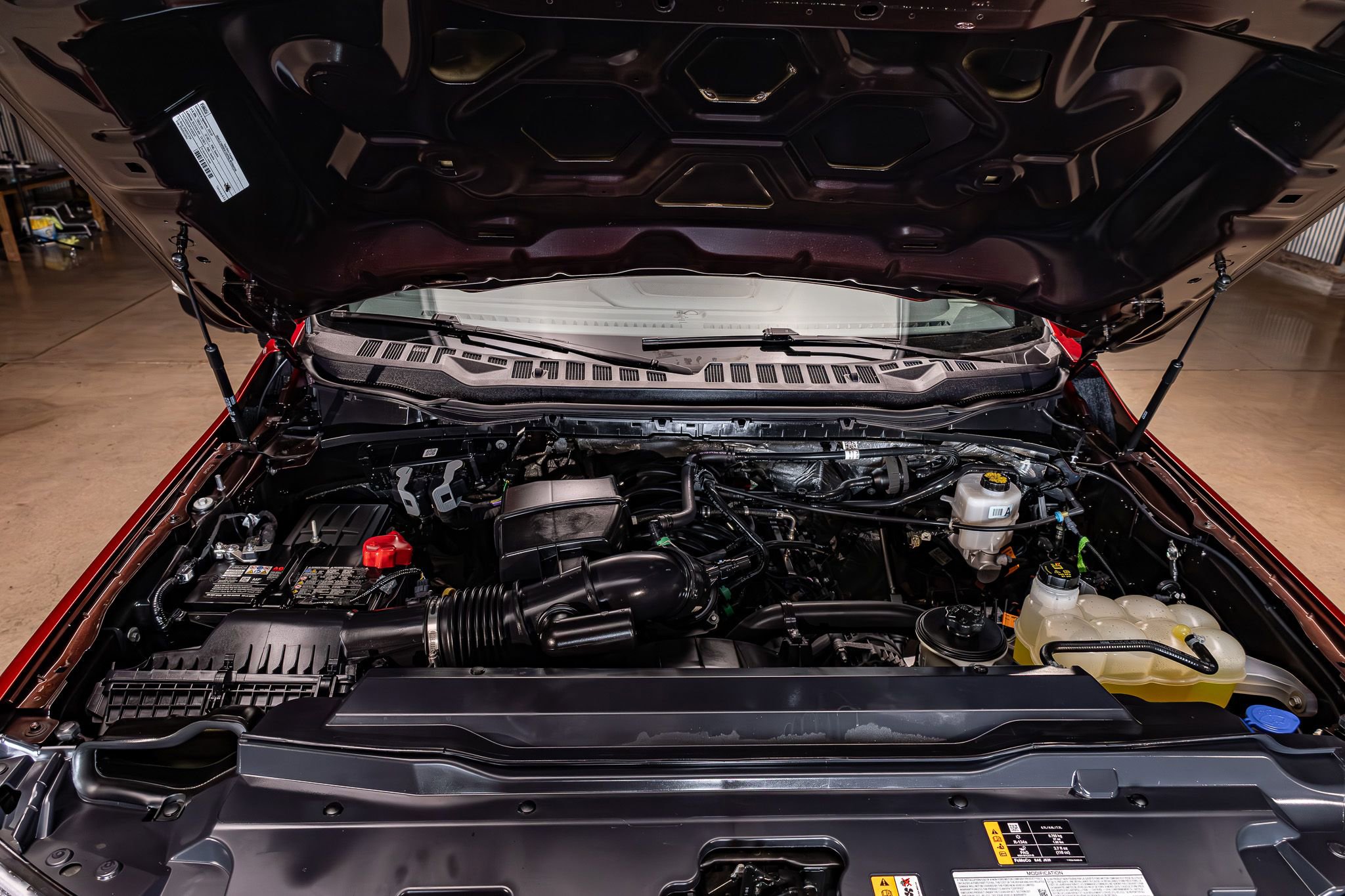 Used 2025 Ford F250 Lariat image 31