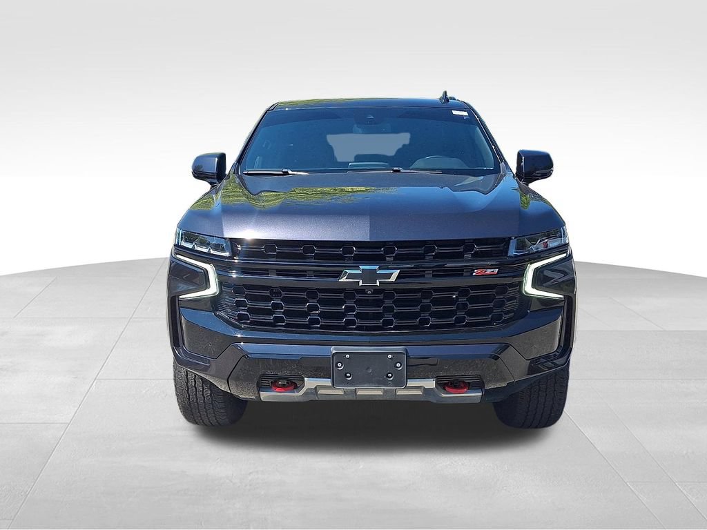 Used 2024 Chevrolet Tahoe Z71 w/ Luxury Package AWD/4WD image 2