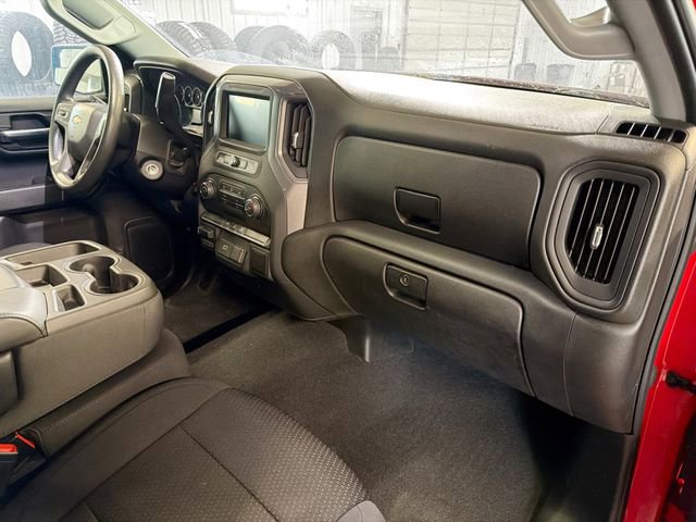 Used 2020 Chevrolet Silverado 1500 Custom w/ Custom Convenience Package image 12