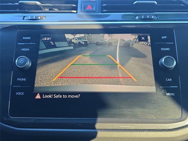 Used 2023 Volkswagen Tiguan SE R-Line image 18