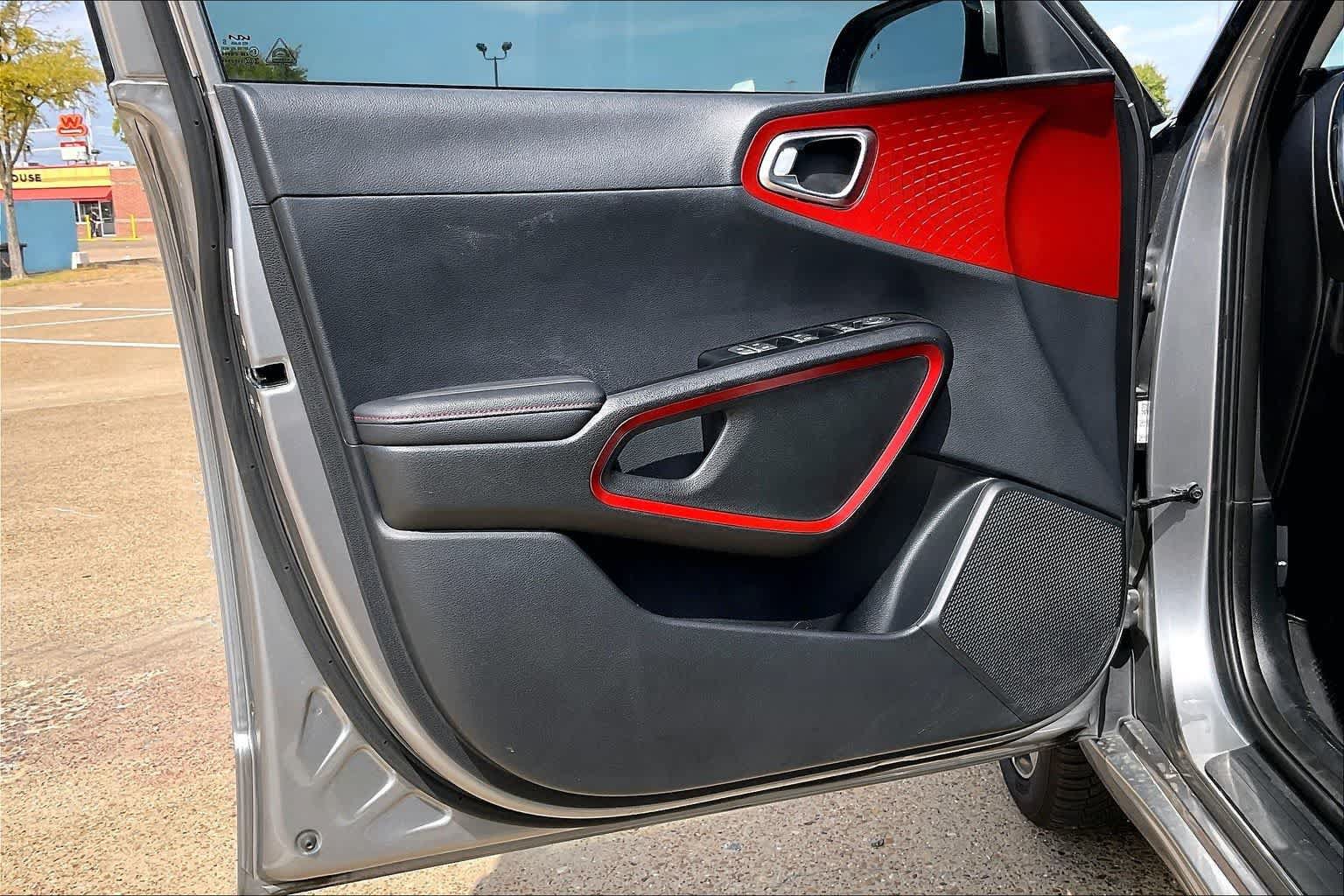 Certified 2024 Kia Soul GT-Line FWD image 26
