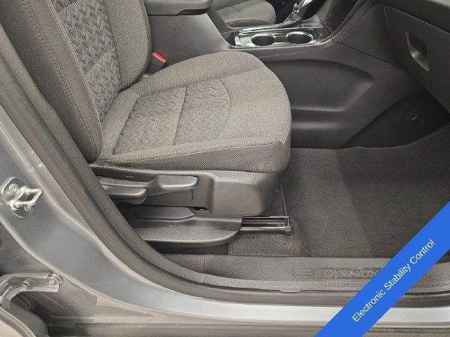 Used 2024 Chevrolet Equinox LT FWD image 10