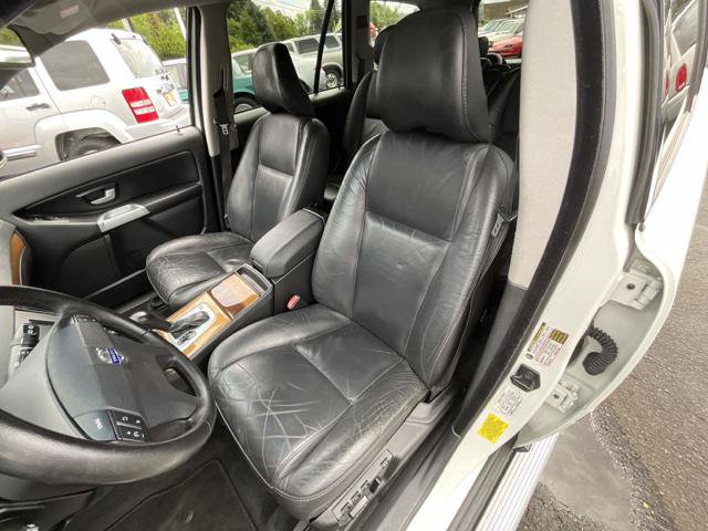 Used 2005 Volvo XC90 2.5T AWD/4WD image 8