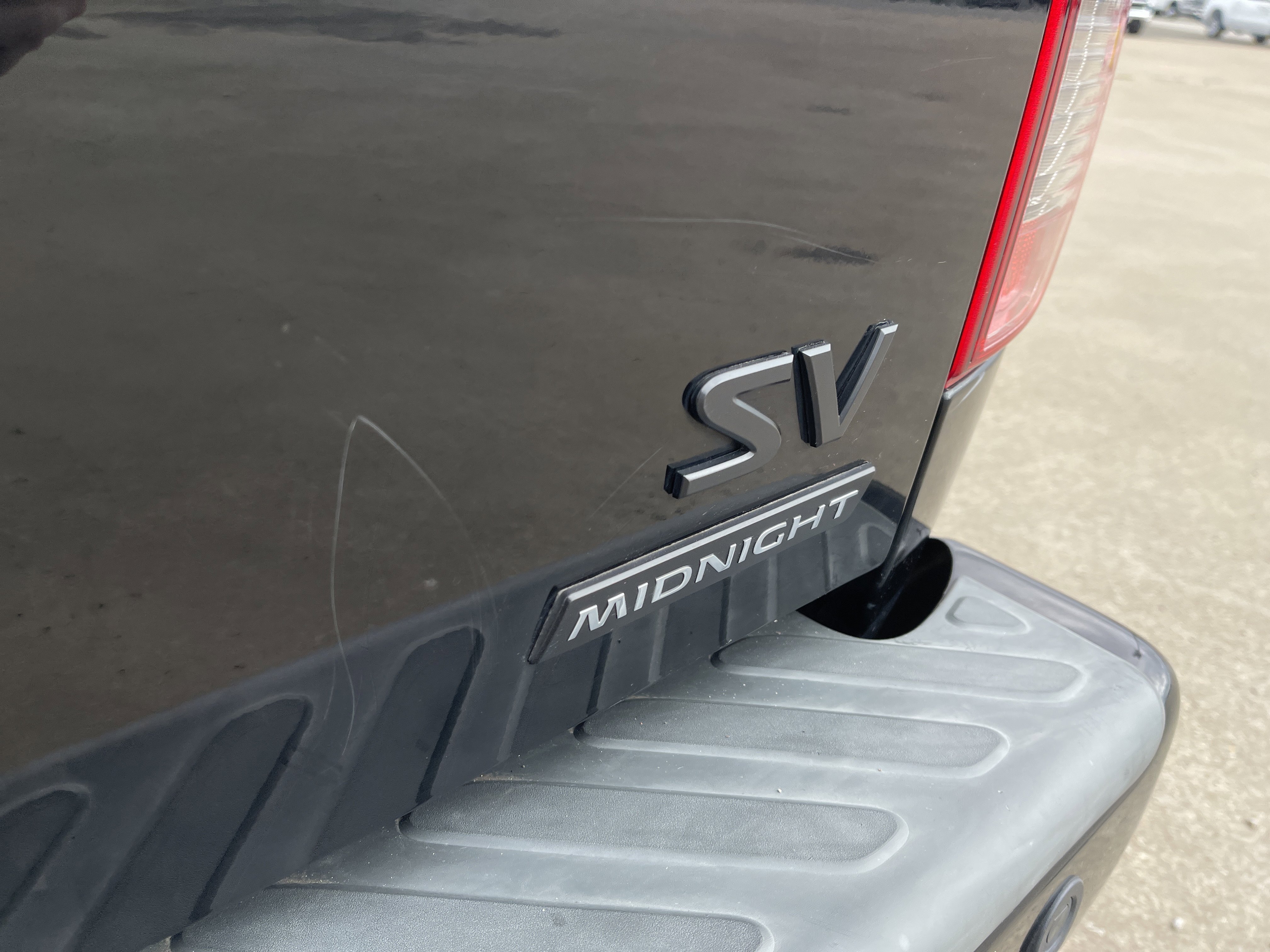 Used 2020 Nissan Frontier SV w/ Midnight Edition Floor Mats image 12