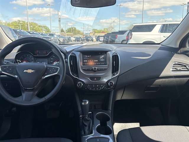 Certified 2017 Chevrolet Cruze LT w/ Convenience Package FWD image 19