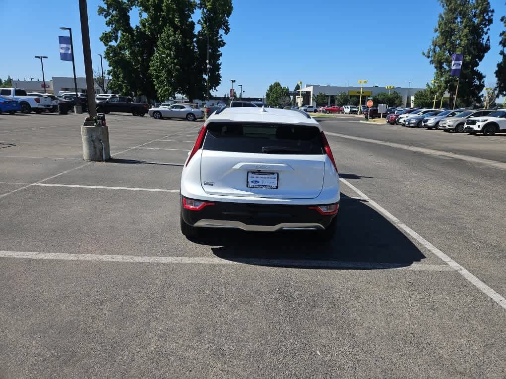 Used 2023 Kia Niro Wind FWD image 7