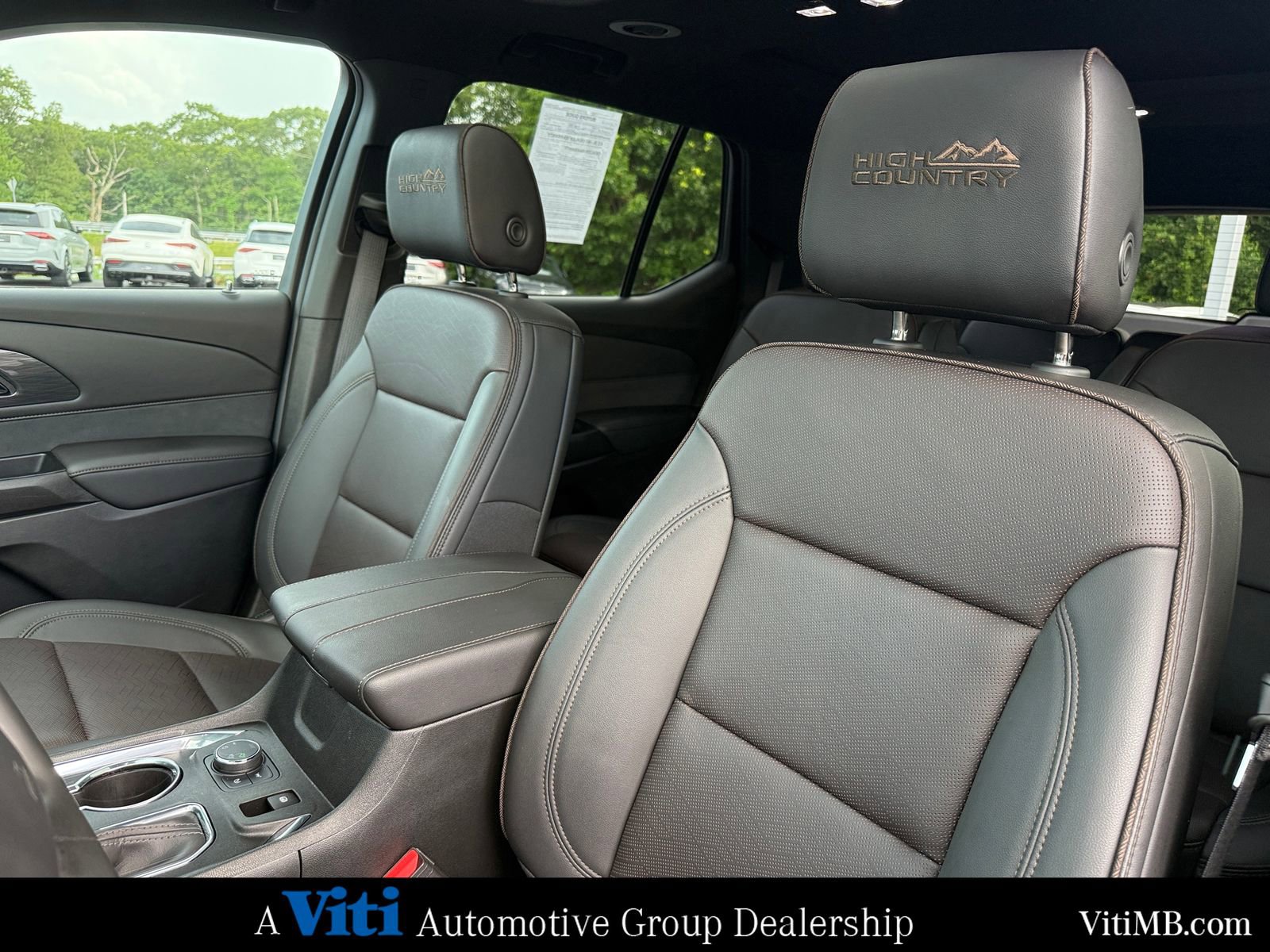 Used 2023 Chevrolet Traverse High Country image 18