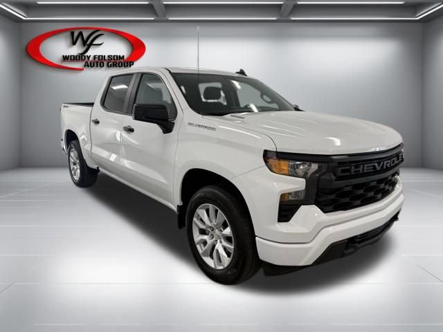 Used 2024 Chevrolet Silverado 1500 Custom image 3