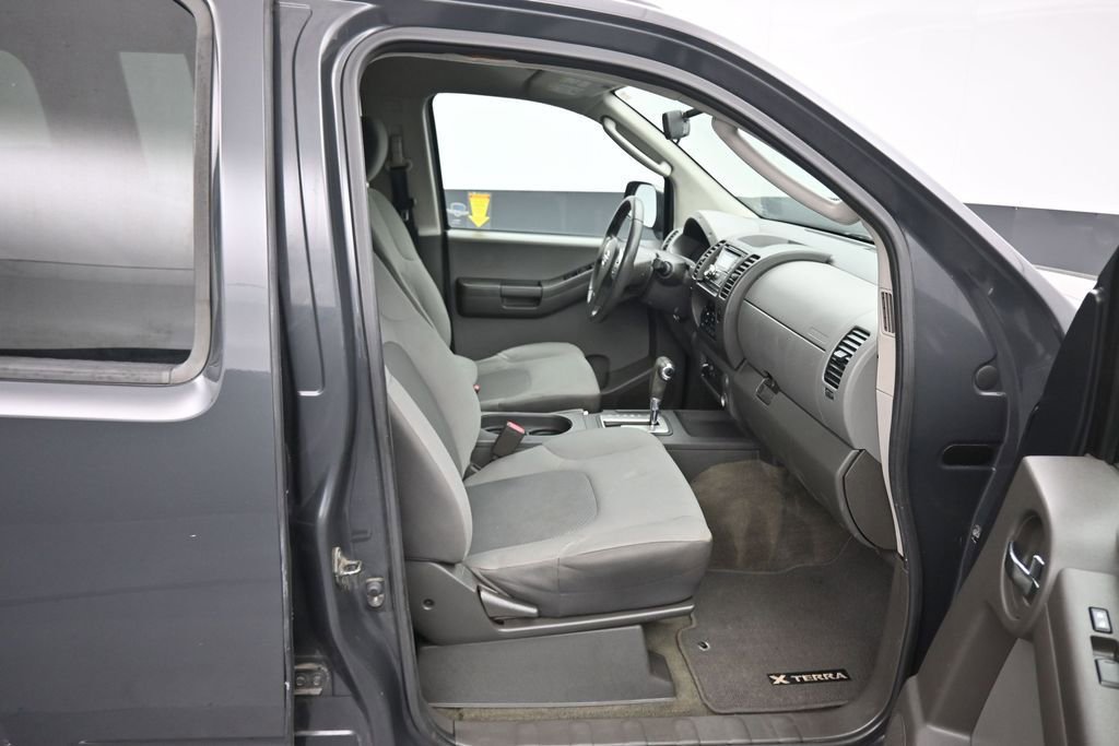 Used 2010 Nissan Xterra X AWD/4WD image 26