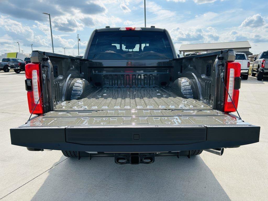 New 2026 Ford F250 Lariat w/ Lariat Premium Package image 34