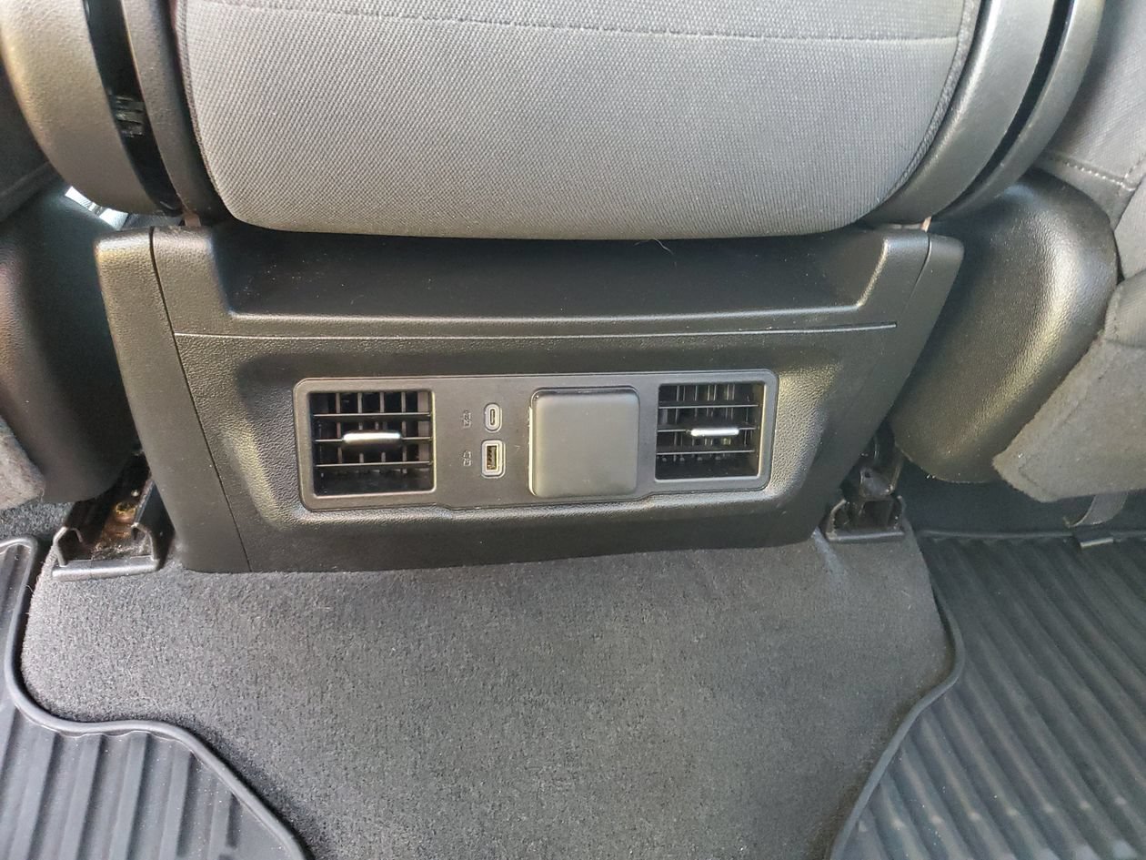 Used 2025 Chevrolet Silverado 1500 LT RWD image 16