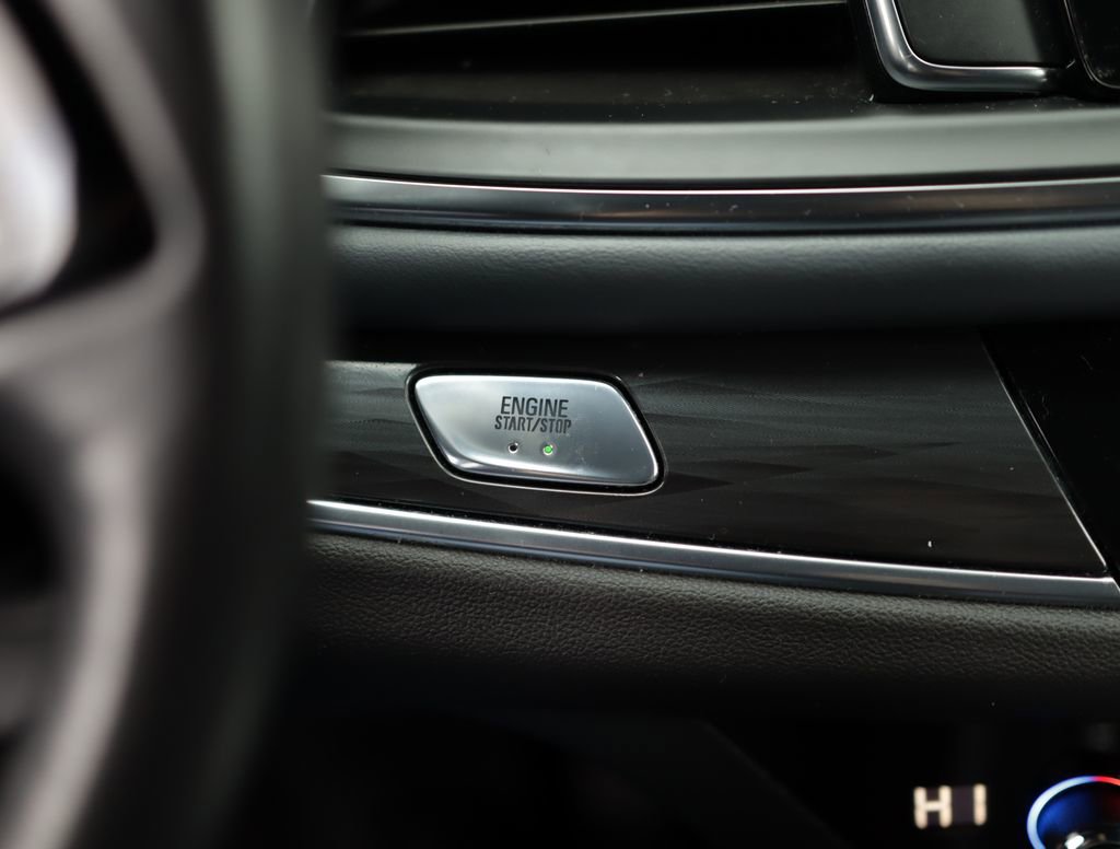 Used 2023 Buick Enclave Essence w/ Sport Touring Edition image 19