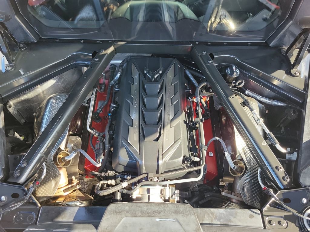 Used 2025 Chevrolet Corvette Stingray Coupe w/ Z51 Performance Package image 12