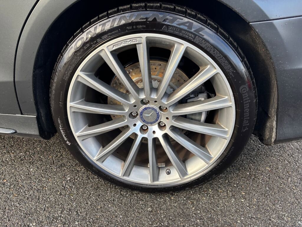 Used 2016 Mercedes-Benz S 550 4MATIC Sedan image 9