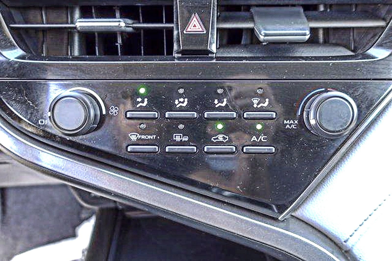 Used 2021 Toyota Camry LE w/ Convenience Package FWD image 20