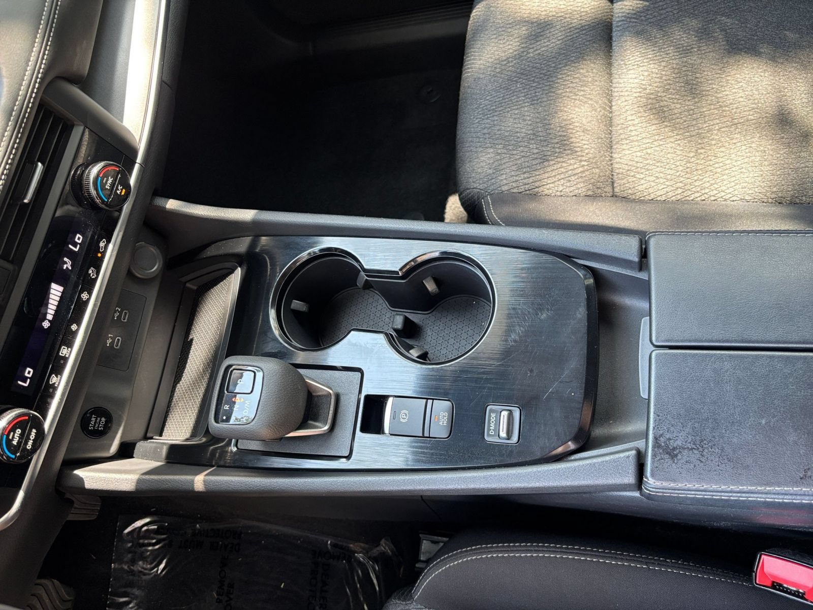 Used 2025 Nissan Rogue SV FWD image 42