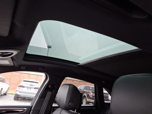 Used 2021 Porsche Macan image 15