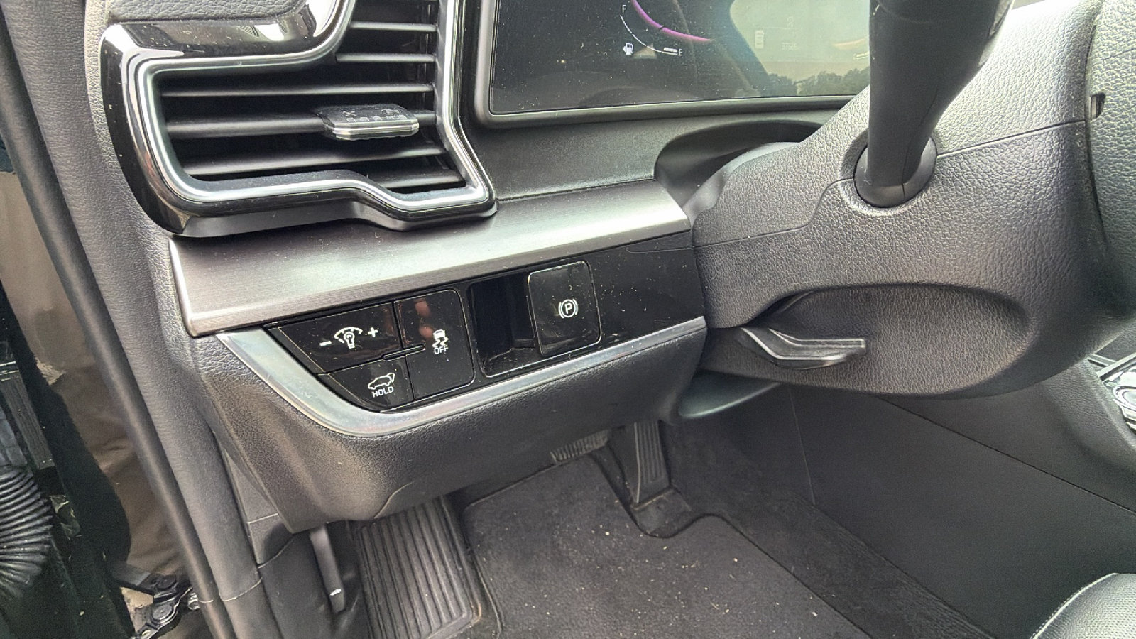 Used 2025 Kia Sportage EX w/ Premium Package FWD image 26