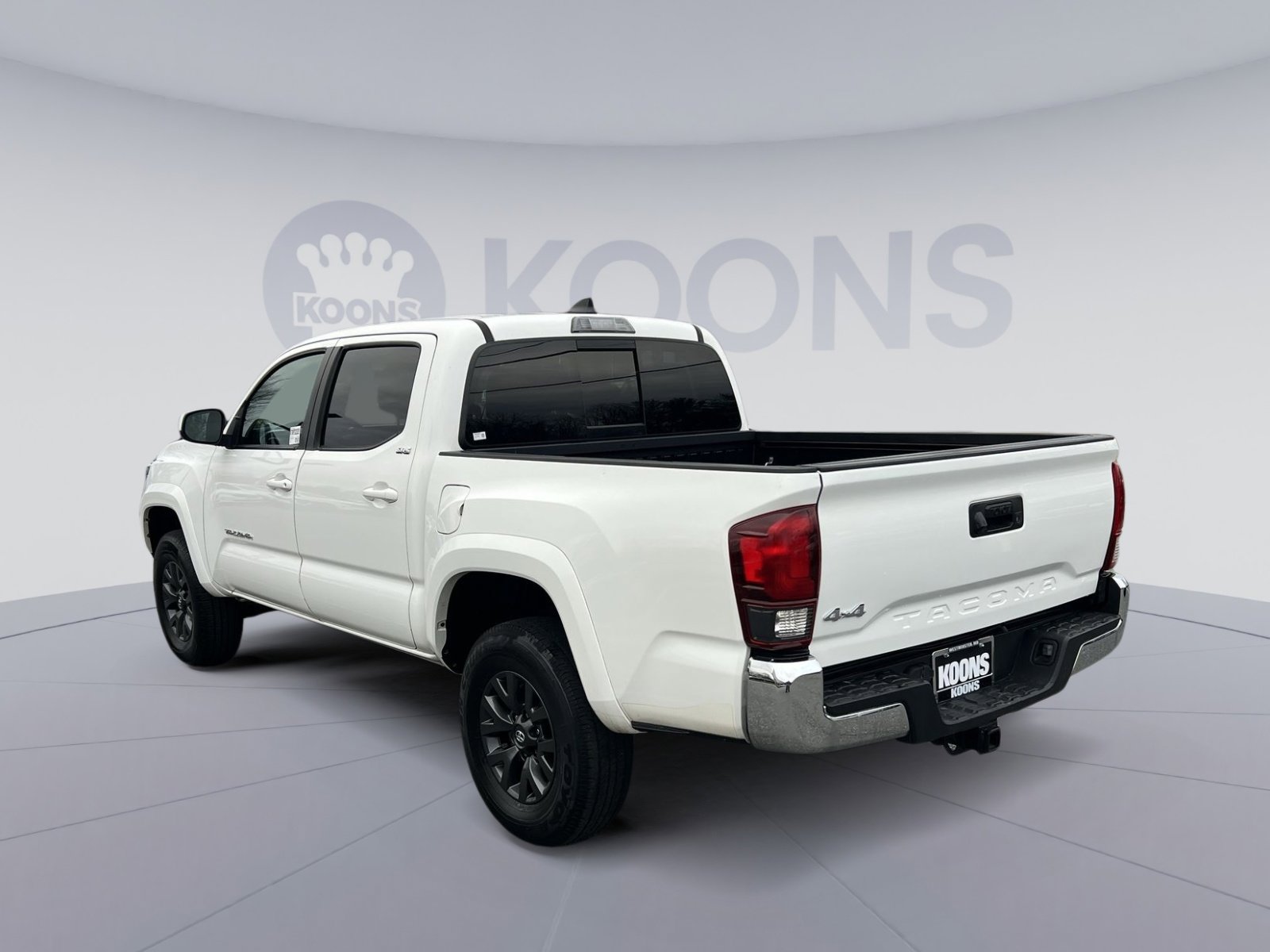 Used 2023 Toyota Tacoma SR5 image 4