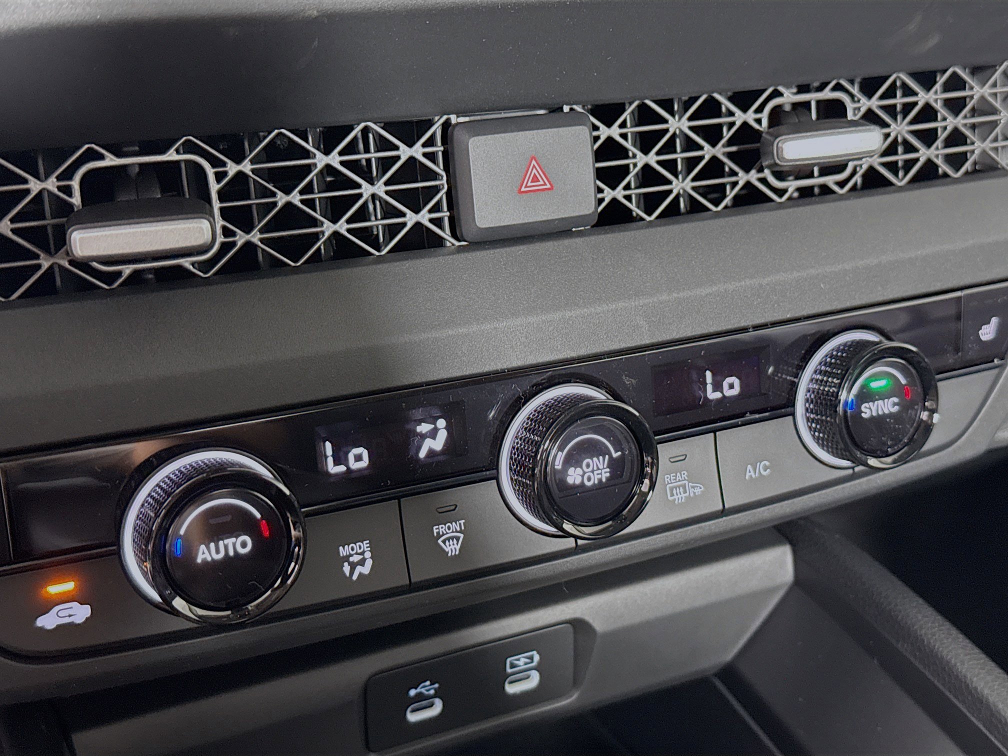 New 2025 Honda Accord SE image 16