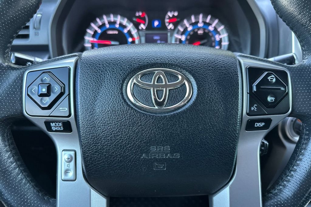 Used 2018 Toyota 4Runner SR5 image 23