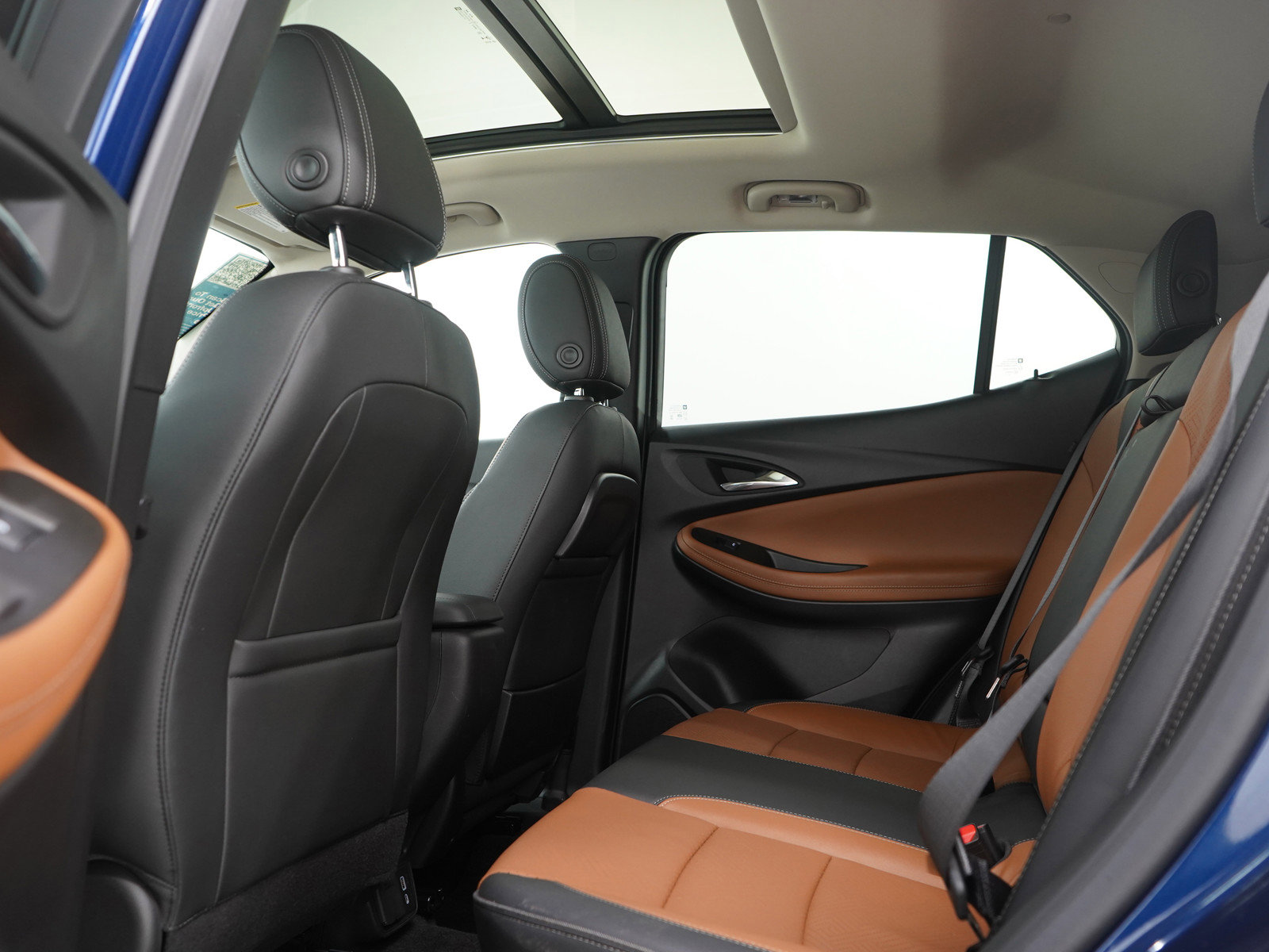 Used 2023 Buick Encore GX Essence w/ Experience Buick Package image 19