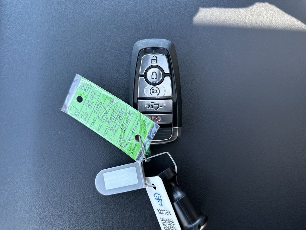 Used 2025 Ford F150 Raptor image 29