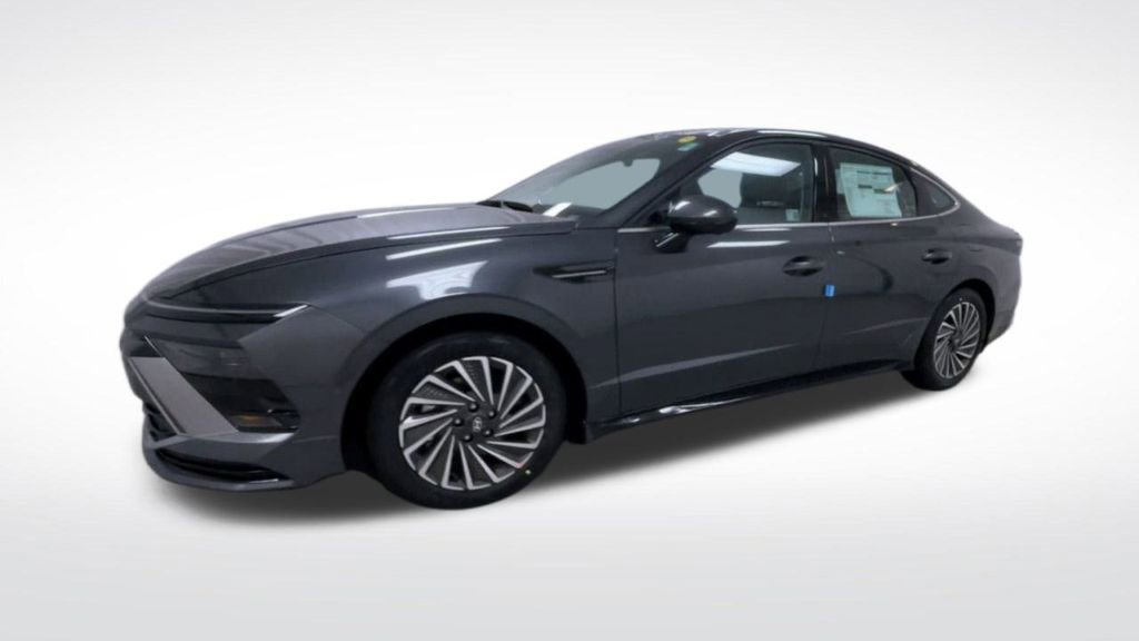 New 2025 Hyundai Sonata Limited image 20