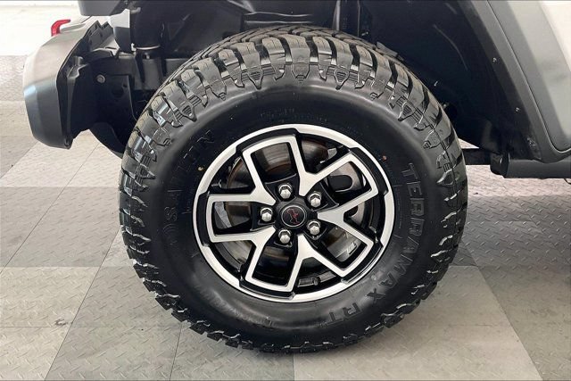 Used 2024 Jeep Wrangler Unlimited Rubicon AWD/4WD image 8