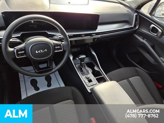 Used 2024 Kia Sorento LX image 6