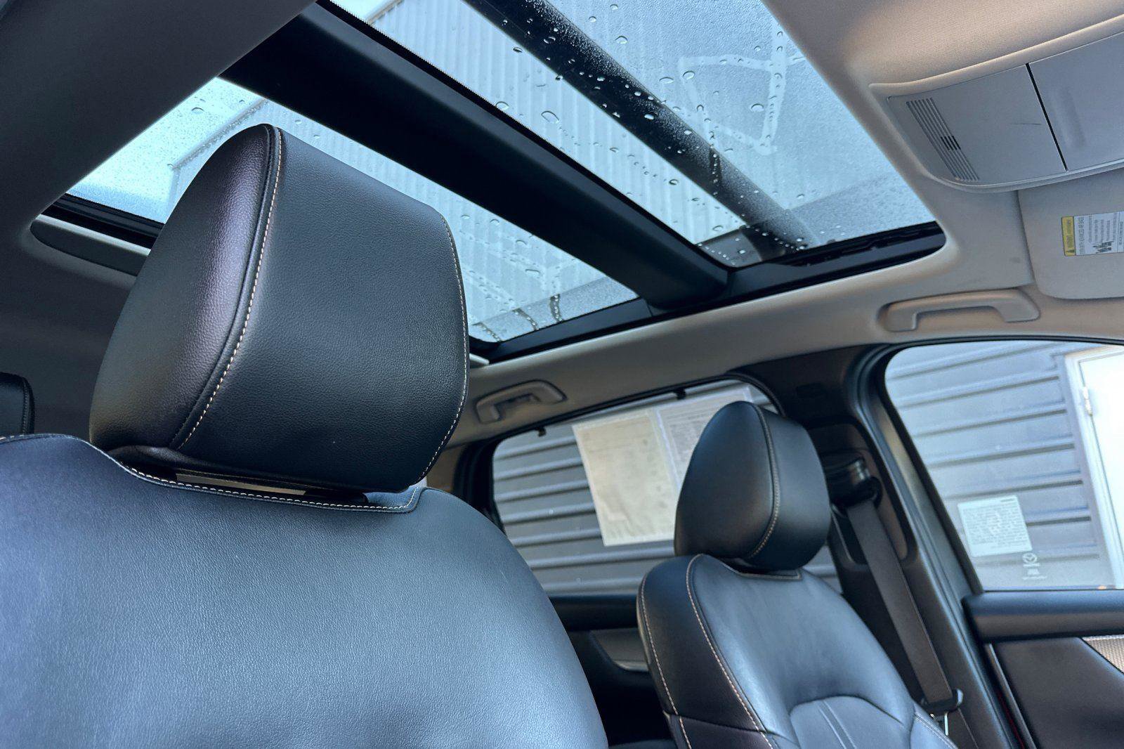 Certified 2025 MAZDA CX-70 Plug-In Hybrid w/ Premium Pkg image 19