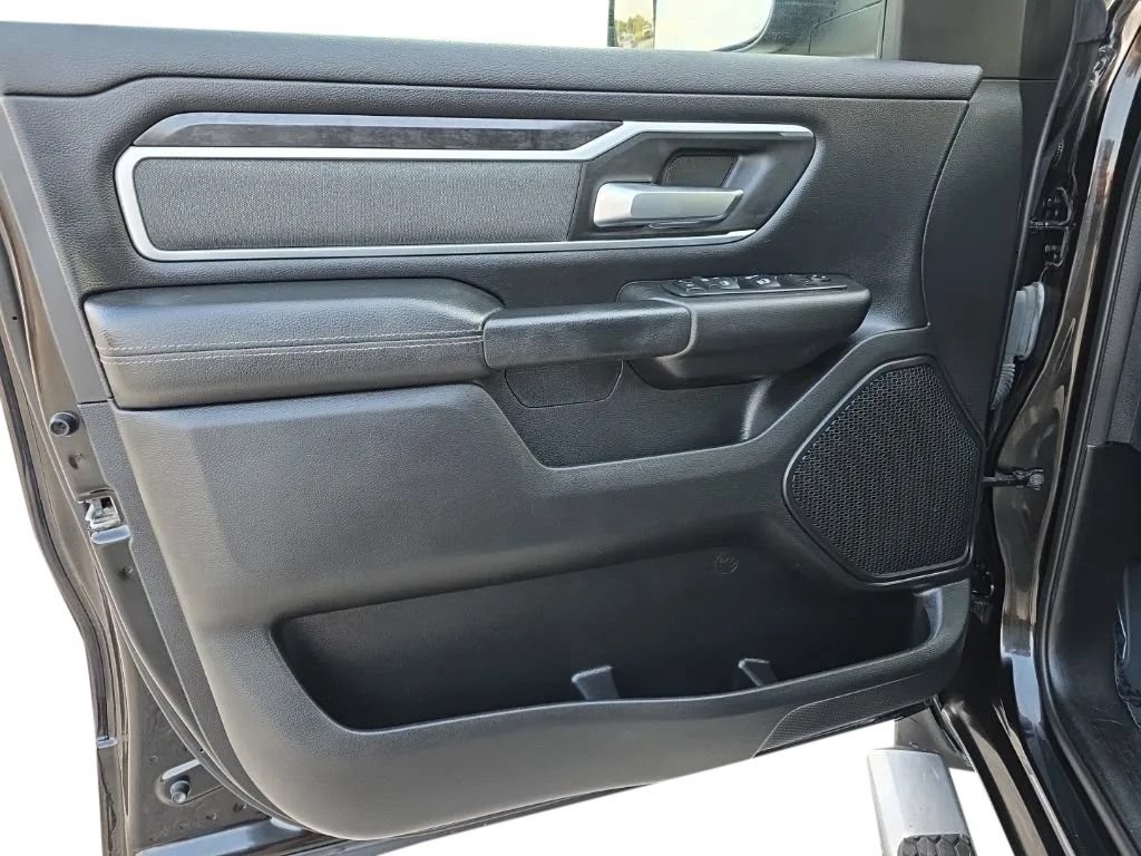 Used 2022 RAM 1500 Big Horn AWD/4WD image 7