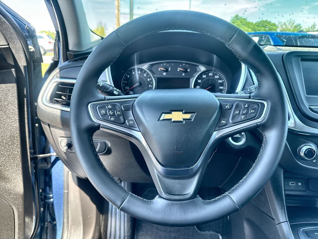 Used 2024 Chevrolet Equinox LT AWD/4WD image 14