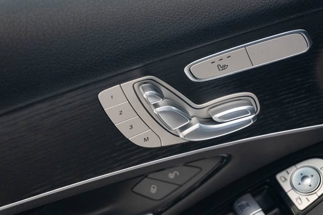 Used 2021 Mercedes-Benz GLC 300 image 16