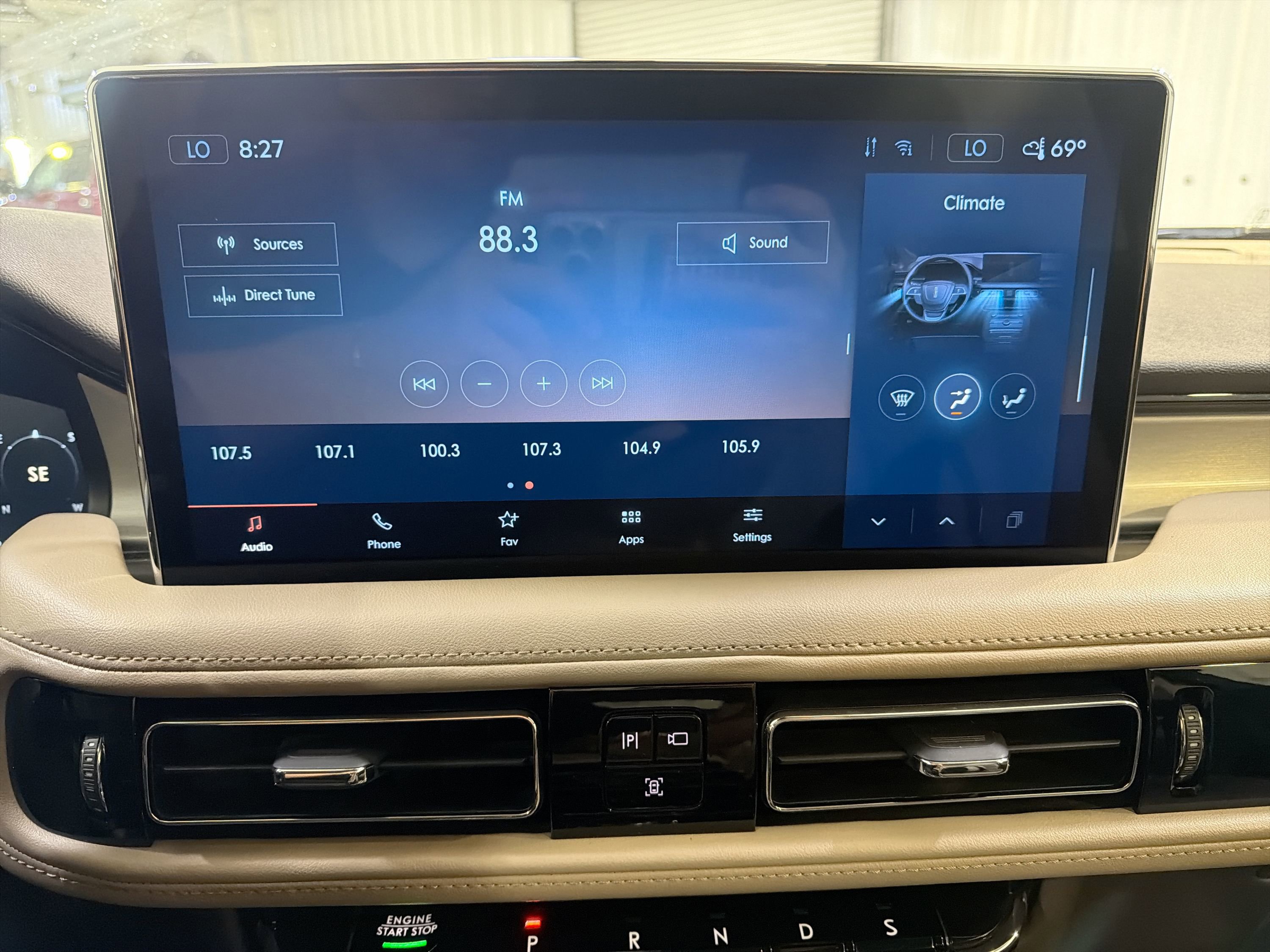 Used 2022 Lincoln Nautilus FWD image 17