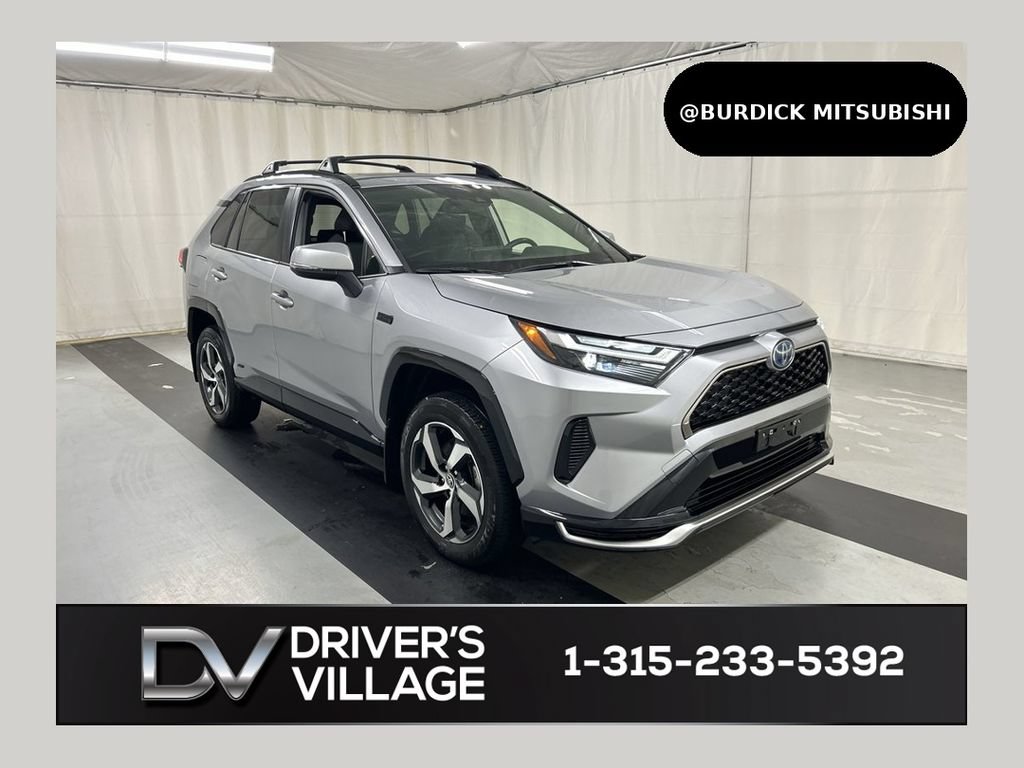 Used 2023 Toyota RAV4 SE w/ Weather & Moonroof Package AWD/4WD image 1