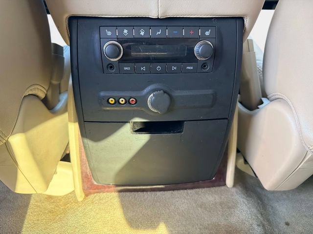 Used 2012 Cadillac Escalade Luxury image 14