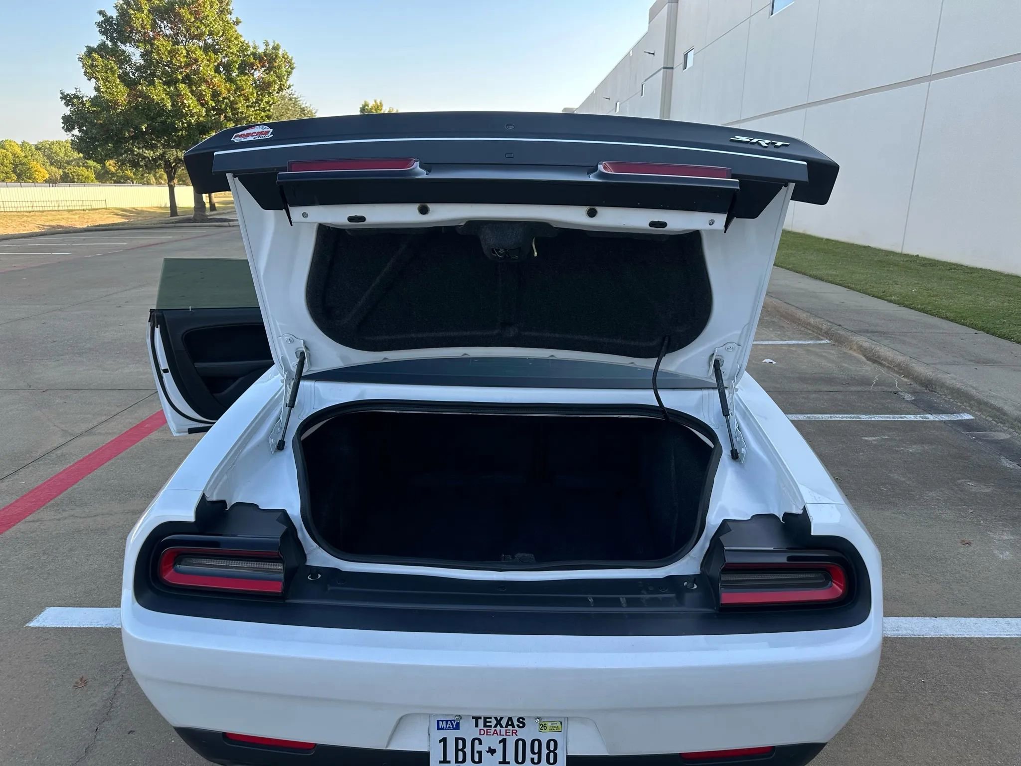 Used 2016 Dodge Challenger SRT Hellcat image 17