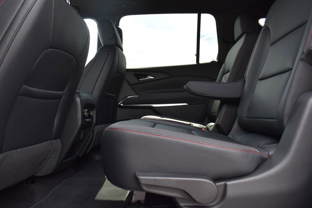 New 2026 Chevrolet Traverse Z71 image 8